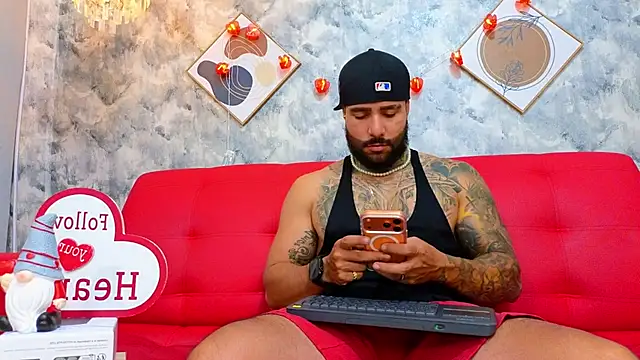Apolo rousse1 online show from February 2026 09:14:02 PM