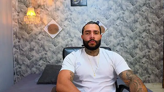 Apolo rousse1 online show from December 2025 09:31:02 PM