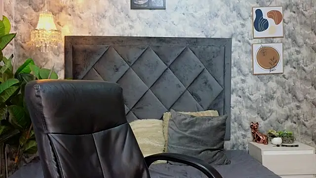 Apolo rousse1 online show from November 2025 09:51:01 PM