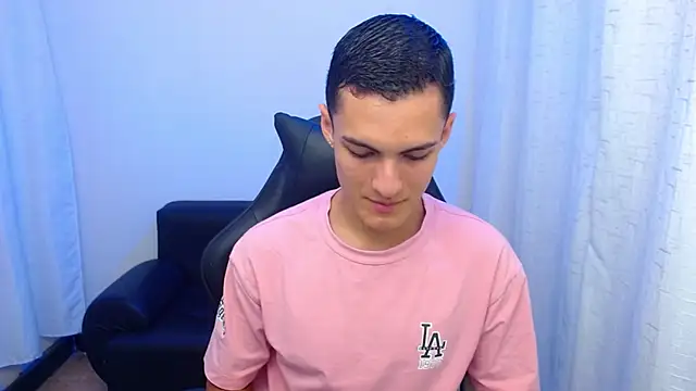 Matiius18 online show from March 2026 02:11:01 PM