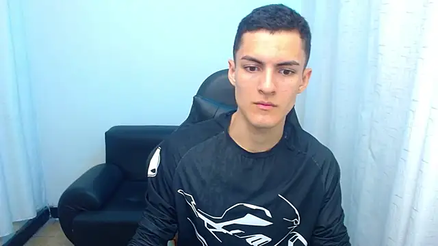 Matiius18 online show from March 2026 02:29:02 PM