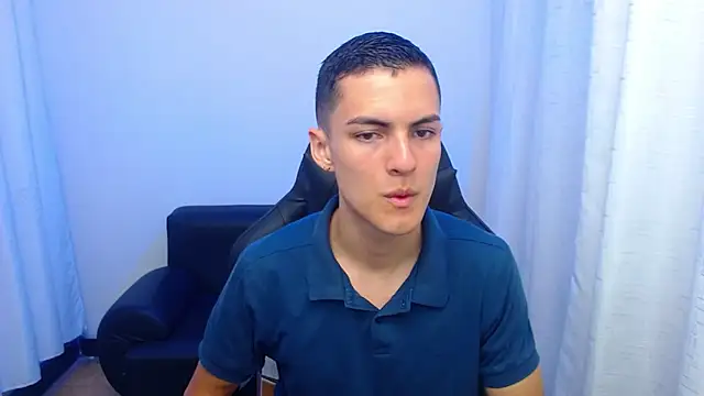 Matiius18 online show from March 2026 02:40:02 PM