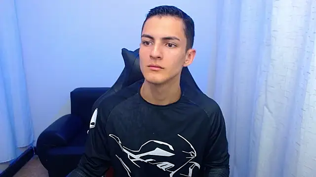 Snapshot of Matiius18 chatting on February 2026 02:28:02 PM Matiius18 online show from February 2026 02:28:02 PM