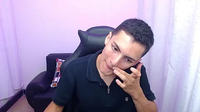 Snapshot of Matiius18 chatting on February 2026 02:52:02 PM Matiius18 online show from February 2026 02:52:02 PM