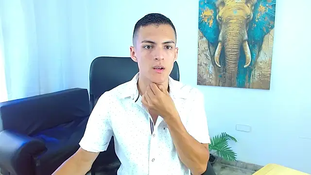 Matiius18 online show from May 2026 01:58:02 PM