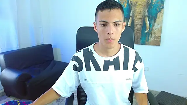 Matiius18 online show from May 2026 03:04:02 PM