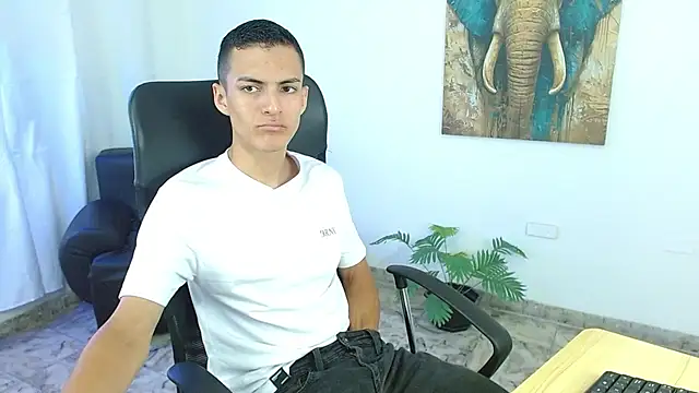 Matiius18 online show from May 2026 01:34:02 PM