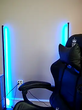 perversus12 online show from February 2026 08:41:02 PM