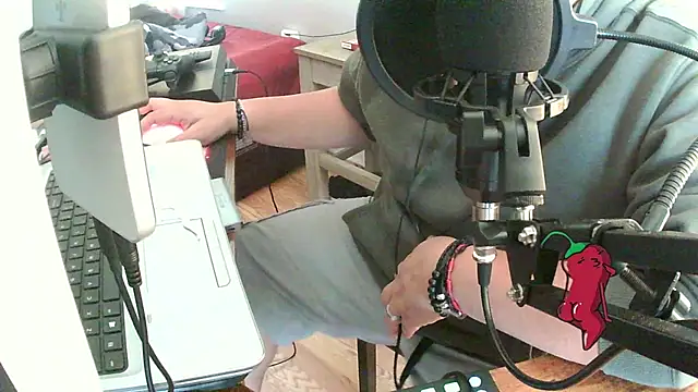 perversus12 online show from October 2025 08:23:02 PM