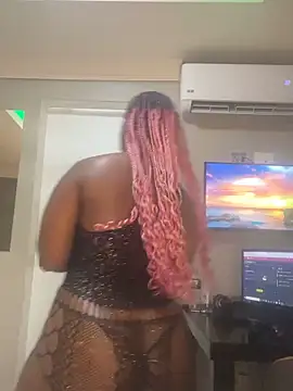 BQueen223 online show from November 2025 02:03:01 AM