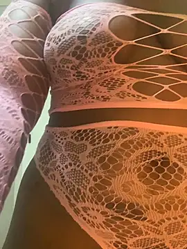 BQueen223 online show from November 2025 12:42:02 AM