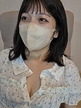 Snapshot of Sakura-japanese- chatting on July 2026 12:56:01 PM Sakura-japanese- online show from July 2026 12:56:01 PM