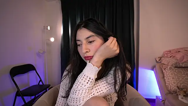 Auralea online show from June 2026 04:24:01 AM