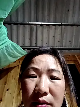 Snapshot of Mptrangp chatting on April 2026 09:10:01 PM Mptrangp online show from April 2026 09:10:01 PM