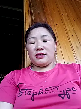 Snapshot of Mptrangp chatting on April 2026 04:57:01 AM Mptrangp online show from April 2026 04:57:01 AM