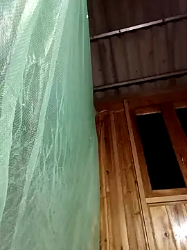 Snapshot of Mptrangp chatting on April 2026 08:32:01 PM Mptrangp online show from April 2026 08:32:01 PM