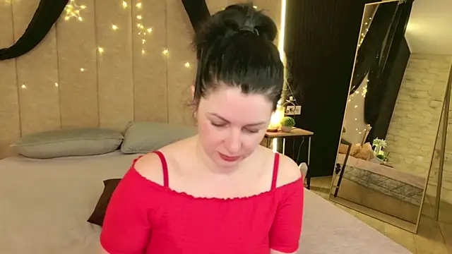 Nina Stane online show from March 2026 05:44:01 AM