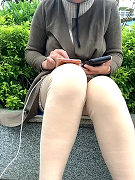 zhizhinaigai online show from November 2025 02:28:02 AM