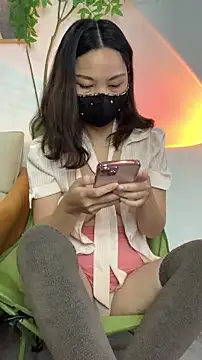 zhizhinaigai online show from November 2025 03:18:01 AM