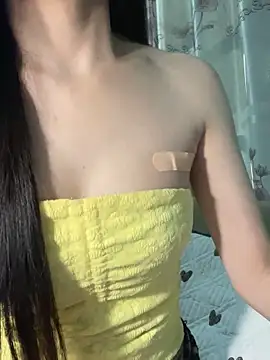 Snapshot of Dior_baby chatting on November 2025 02:44:02 AM Dior baby online show from November 2025 02:44:02 AM