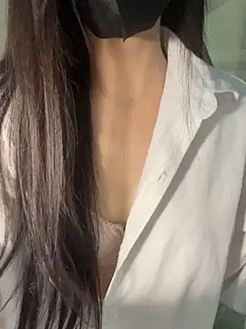 Snapshot of Dior_baby chatting on October 2025 02:01:01 AM Dior baby online show from October 2025 02:01:01 AM