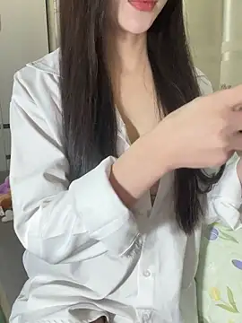 Snapshot of Dior_baby chatting on October 2025 01:20:01 AM Dior baby online show from October 2025 01:20:01 AM