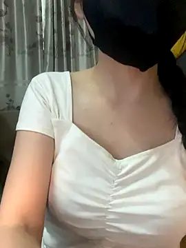 Snapshot of Dior_baby chatting on September 2025 07:37:02 AM Dior baby online show from September 2025 07:37:02 AM