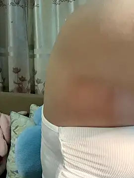 Snapshot of Dior_baby chatting on December 2025 02:45:02 AM Dior baby online show from December 2025 02:45:02 AM