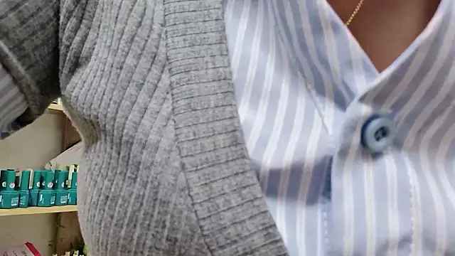 Snapshot of MichiLovely chatting on September 2025 09:13:01 AM MichiLovely online show from September 2025 09:13:01 AM