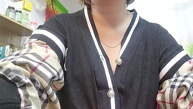 MichiLovely online show from December 2025 06:28:01 AM