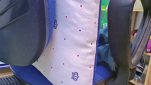 Snapshot of MichiLovely chatting on October 2025 09:56:02 PM MichiLovely online show from October 2025 09:56:02 PM