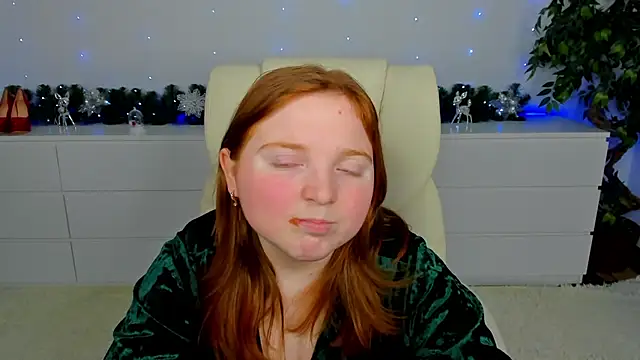 KattyRose8 online show from December 2025 06:35:02 PM