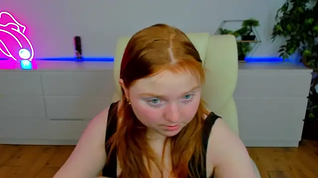 KattyRose8 online show from February 2026 07:04:01 PM