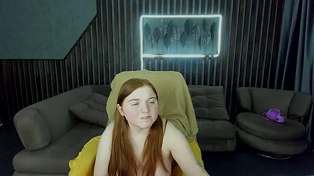 KattyRose8 online show from October 2025 05:43:01 PM