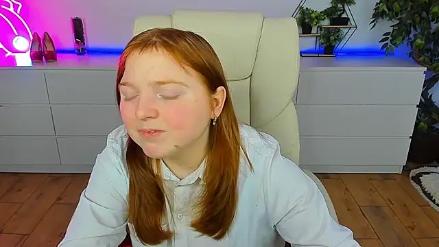 KattyRose8 online show from February 2026 07:35:01 PM