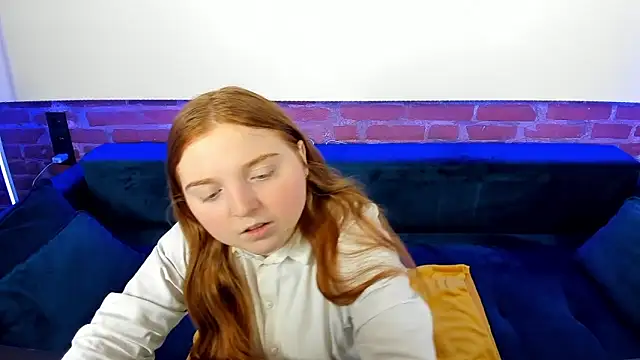 KattyRose8 online show from October 2025 05:58:02 PM