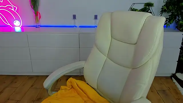 KattyRose8 online show from March 2026 07:08:02 PM