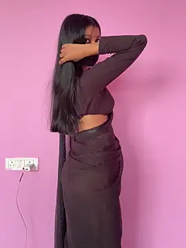 Neha18 online show from October 2025 07:49:01 AM