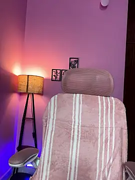 Neha18 online show from April 2026 03:54:02 PM
