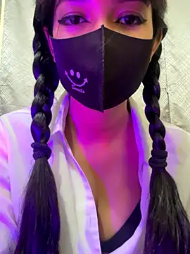 Neha18 online show from September 2025 06:19:01 AM