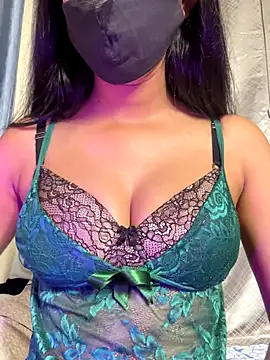 Neha18 online show from September 2025 09:04:02 AM