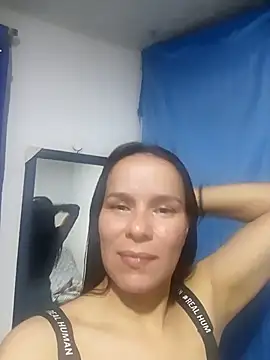 Levanna 1 online show from October 2025 01:39:02 AM