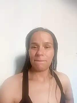 Levanna 1 online show from October 2025 09:04:02 PM