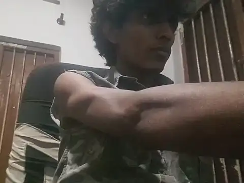 Snapshot of Ashy2001 chatting on September 2025 05:51:01 AM Ashy2001 online show from September 2025 05:51:01 AM