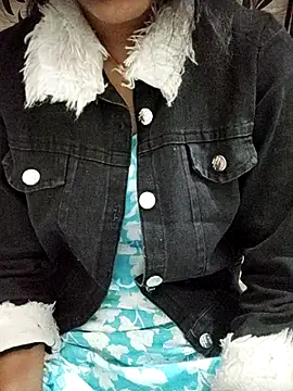 Nikita-Singh88 online show from November 2025 04:01:01 AM