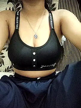 Snapshot of Nikita-Singh88 chatting on October 2025 02:35:02 AM Nikita-Singh88 online show from October 2025 02:35:02 AM