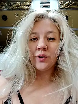 HeronDenni online show from December 2025 12:54:02 AM