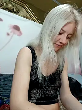 HeronDenni online show from November 2025 02:17:02 AM