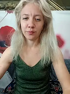 HeronDenni online show from September 2025 03:57:02 AM