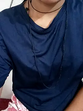 Snapshot of Vandana-Singh chatting on November 2025 02:29:01 AM Vandana-Singh online show from November 2025 02:29:01 AM